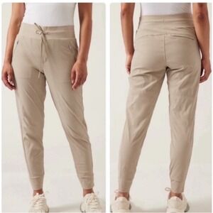 Athleta Trekkie North Jogger‎ Cropped Mid Rise Adjustable Waist Beige Plus Sz 24
